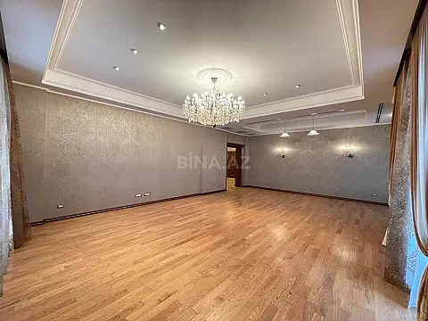 Satılır 5 otaqlı mənzil 287 m²