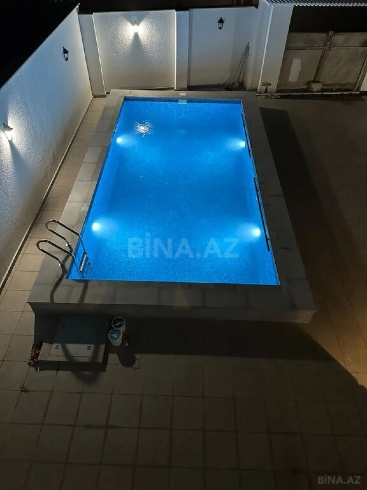 Kirayə verilir 5 otaqlı həyət evi 230 m²