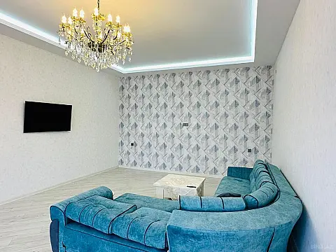 Kirayə verilir 4 otaqlı həyət evi 220 m²