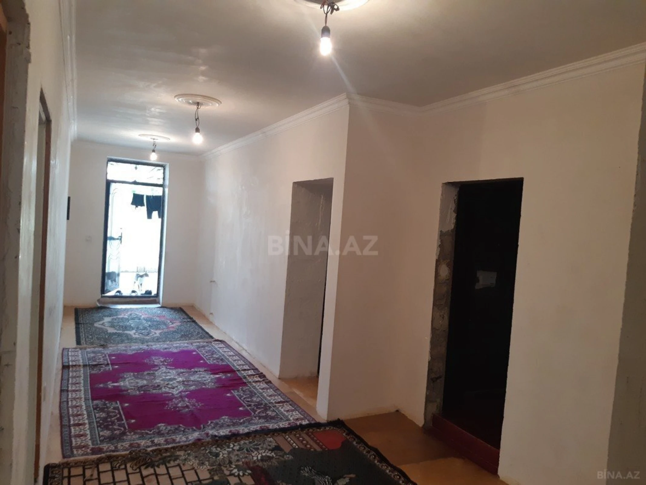 Satılır 8 otaqlı həyət evi 550 m²