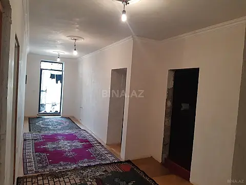 Satılır 8 otaqlı həyət evi 550 m²