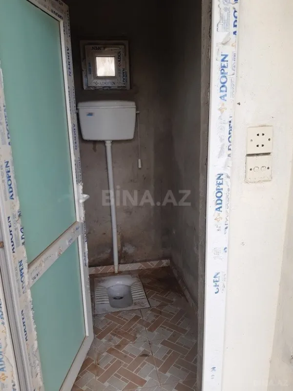 Satılır 8 otaqlı həyət evi 550 m²