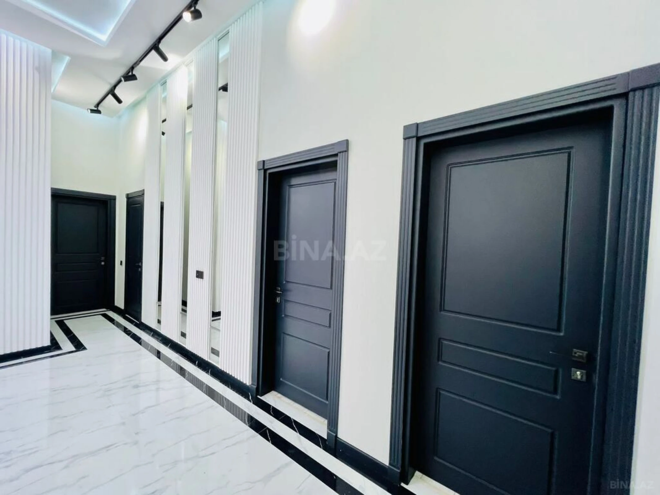 Kirayə verilir 4 otaqlı həyət evi 240 m²