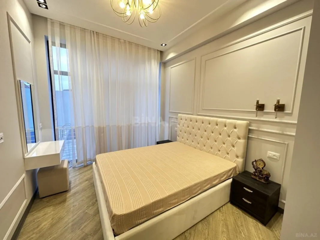 Kirayə verilir 4 otaqlı həyət evi 240 m²