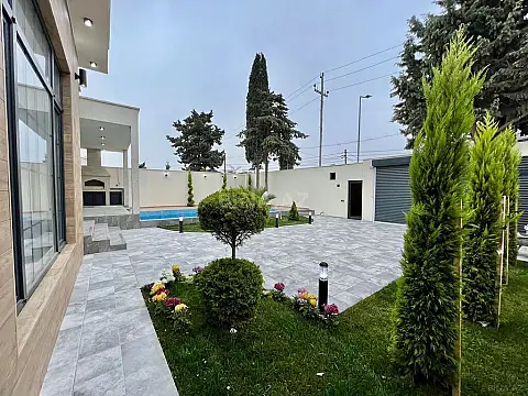 Kirayə verilir 4 otaqlı həyət evi 240 m²