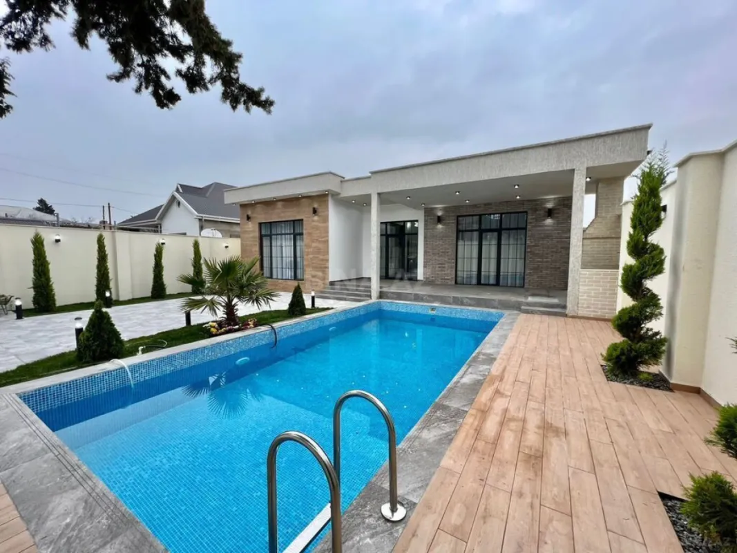 Kirayə verilir 4 otaqlı həyət evi 240 m²