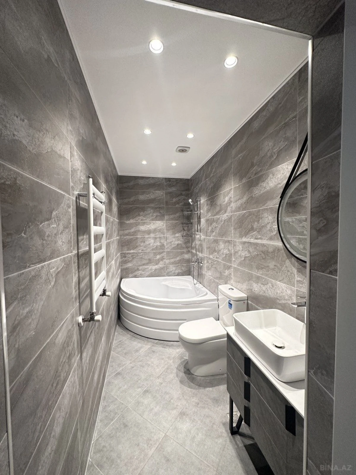 Kirayə verilir 4 otaqlı həyət evi 240 m²