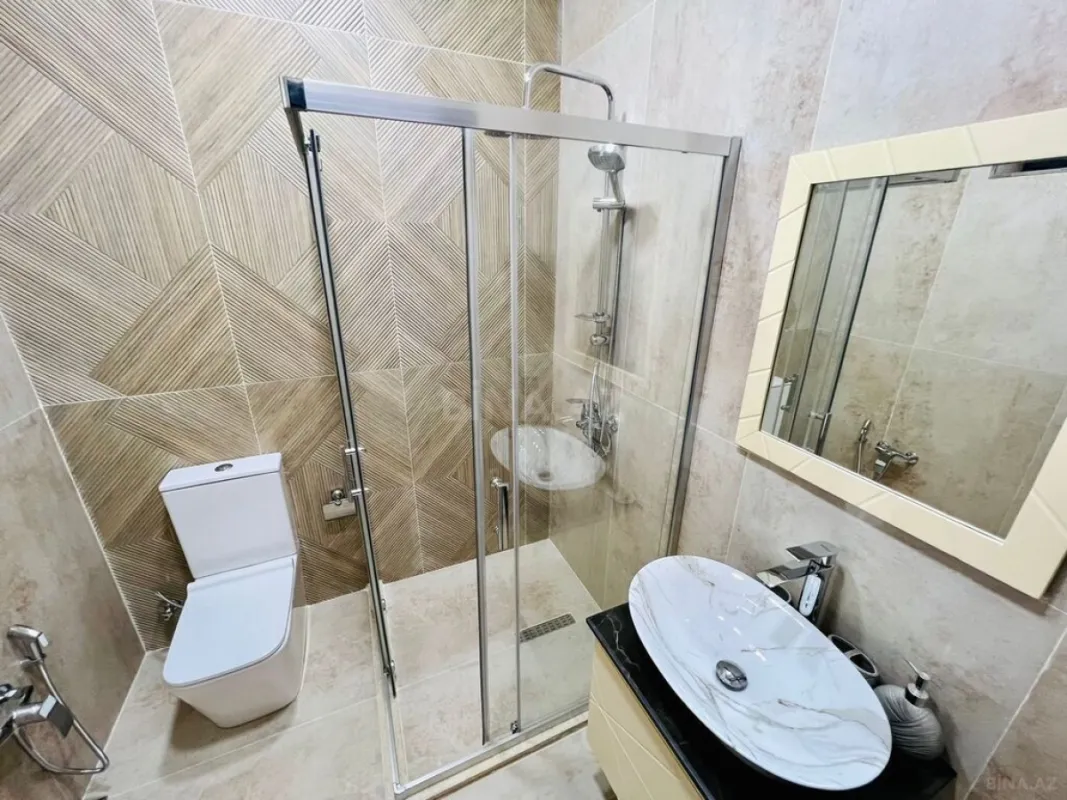 Kirayə verilir 4 otaqlı həyət evi 240 m²