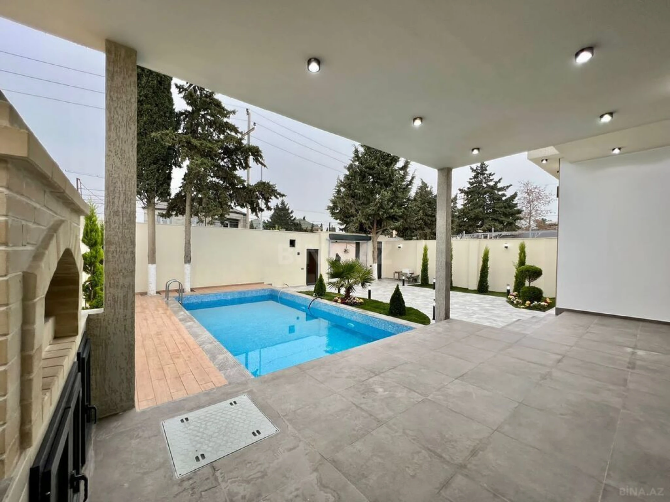 Kirayə verilir 4 otaqlı həyət evi 240 m²