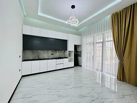 Kirayə verilir 4 otaqlı həyət evi 240 m²