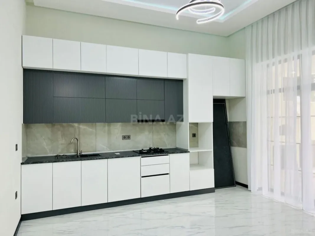 Kirayə verilir 4 otaqlı həyət evi 240 m²