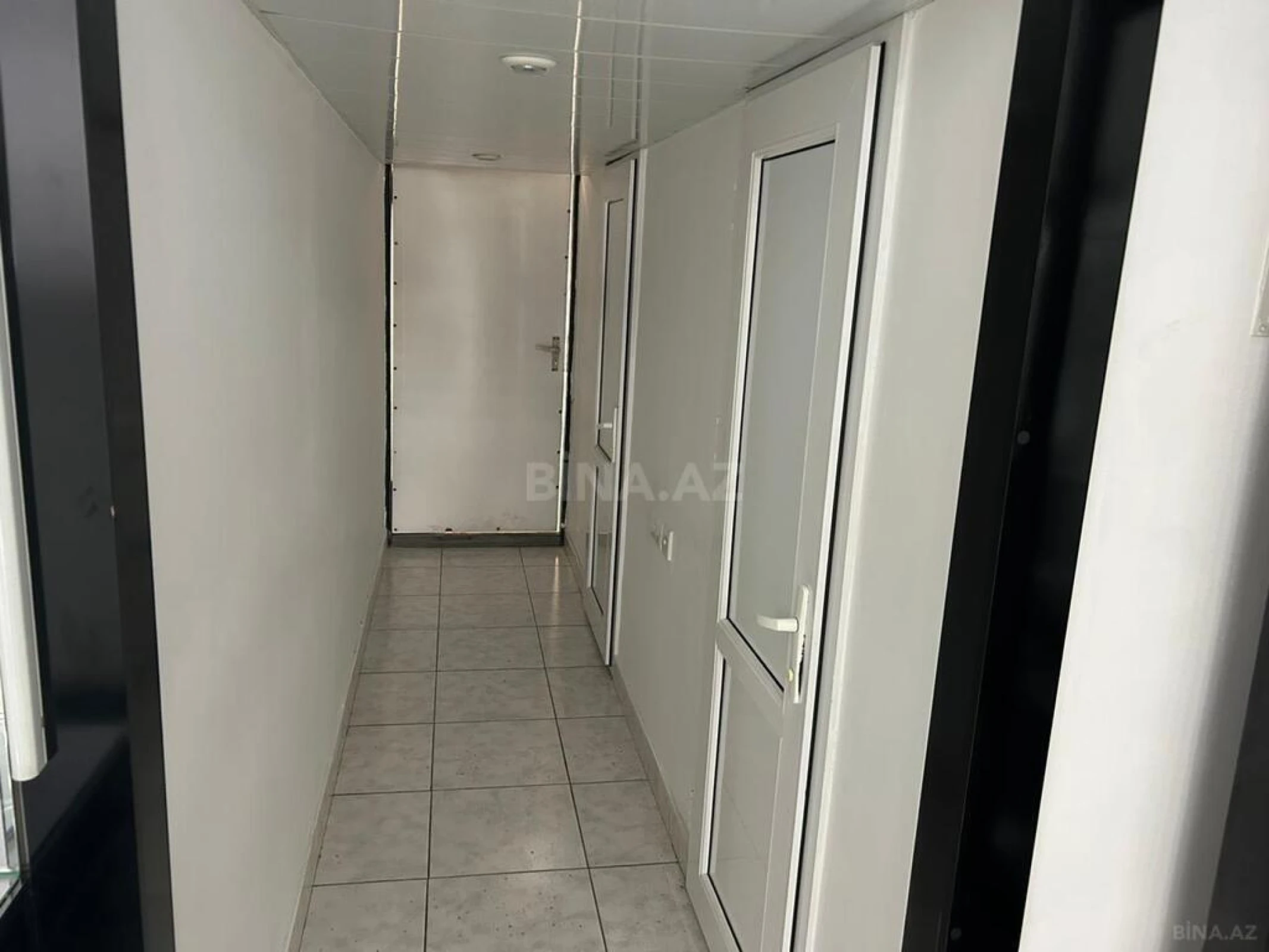 Satılır obyekt 570 m²