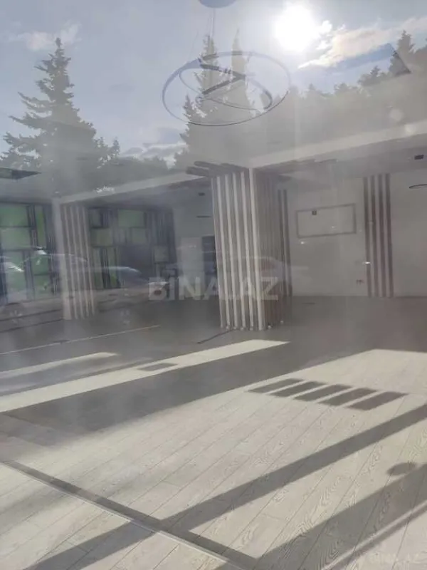 Satılır obyekt 570 m²