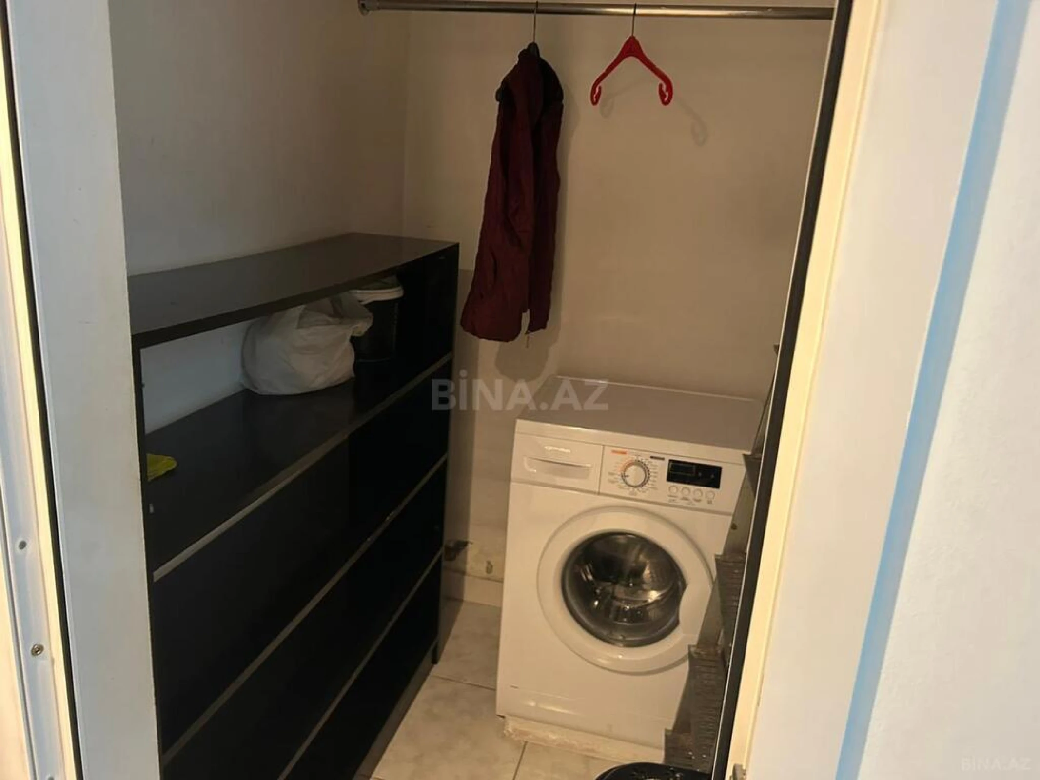 Satılır obyekt 570 m²