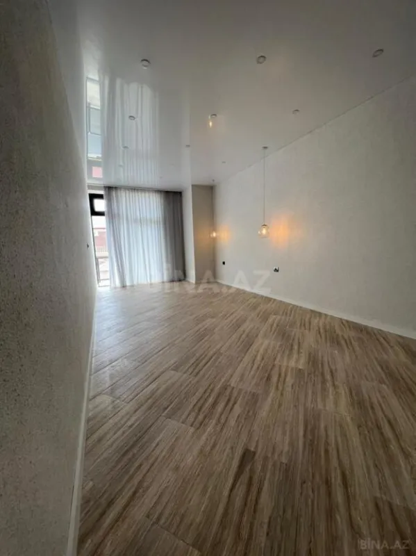 Satılır həyət evi 300 m²