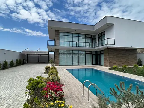 Satılır həyət evi 300 m² — Bakı, Mərdəkan 300.00 m²