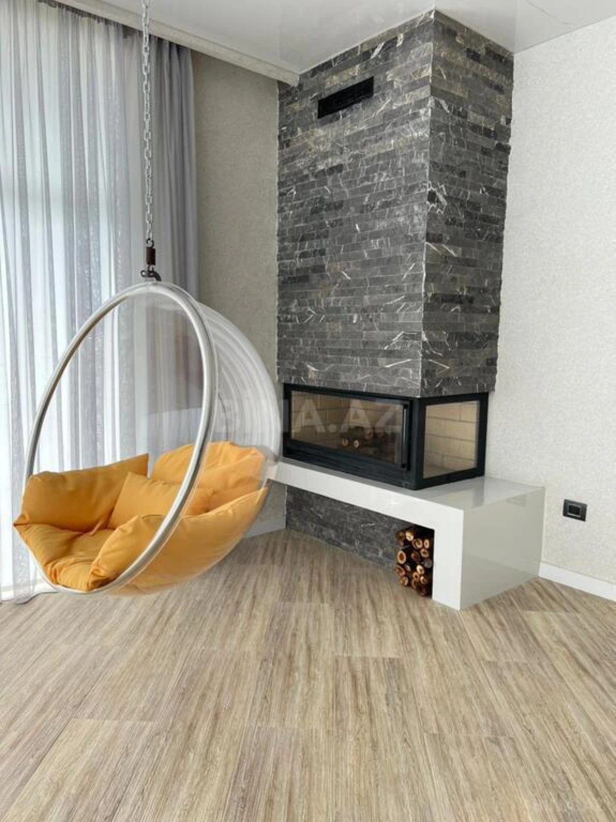 Satılır həyət evi 300 m²