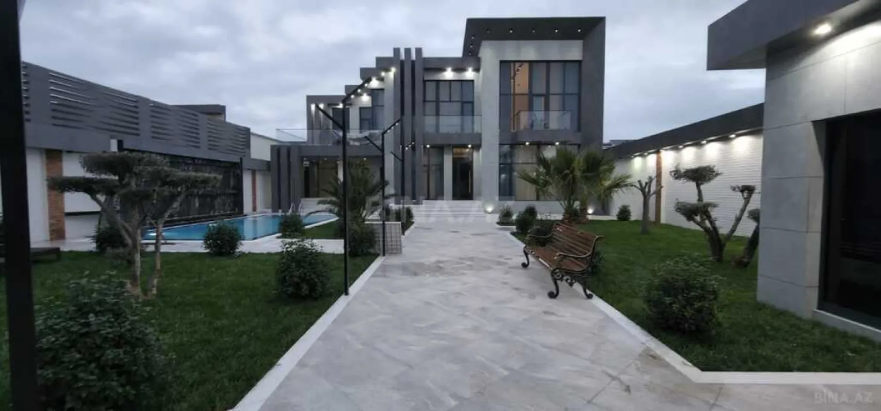 Satılır həyət evi 500 m²