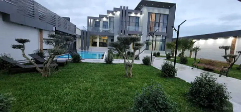 Satılır həyət evi 500 m²