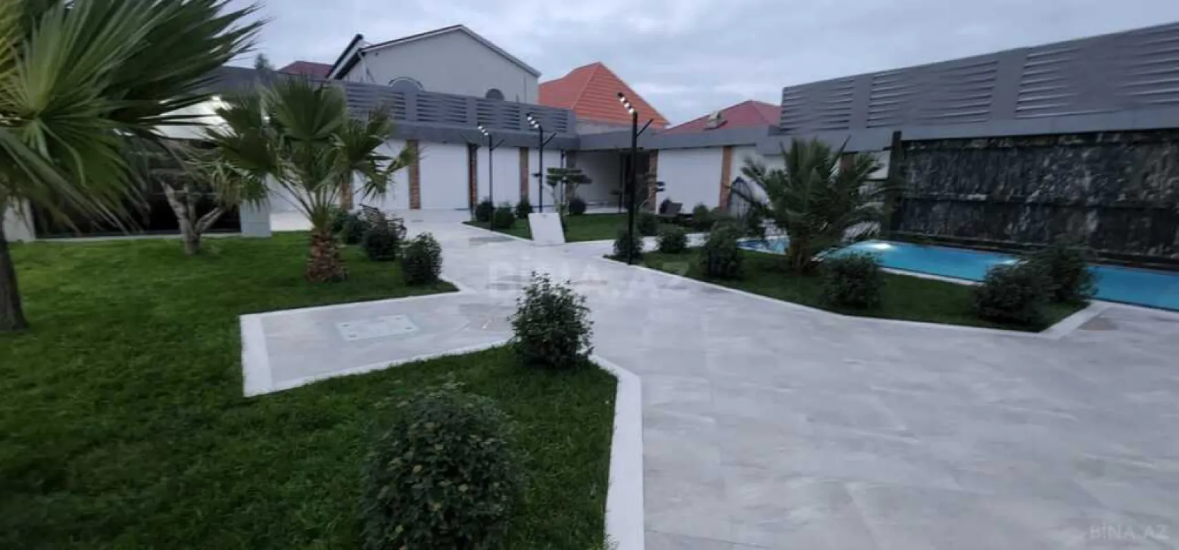 Satılır həyət evi 500 m²