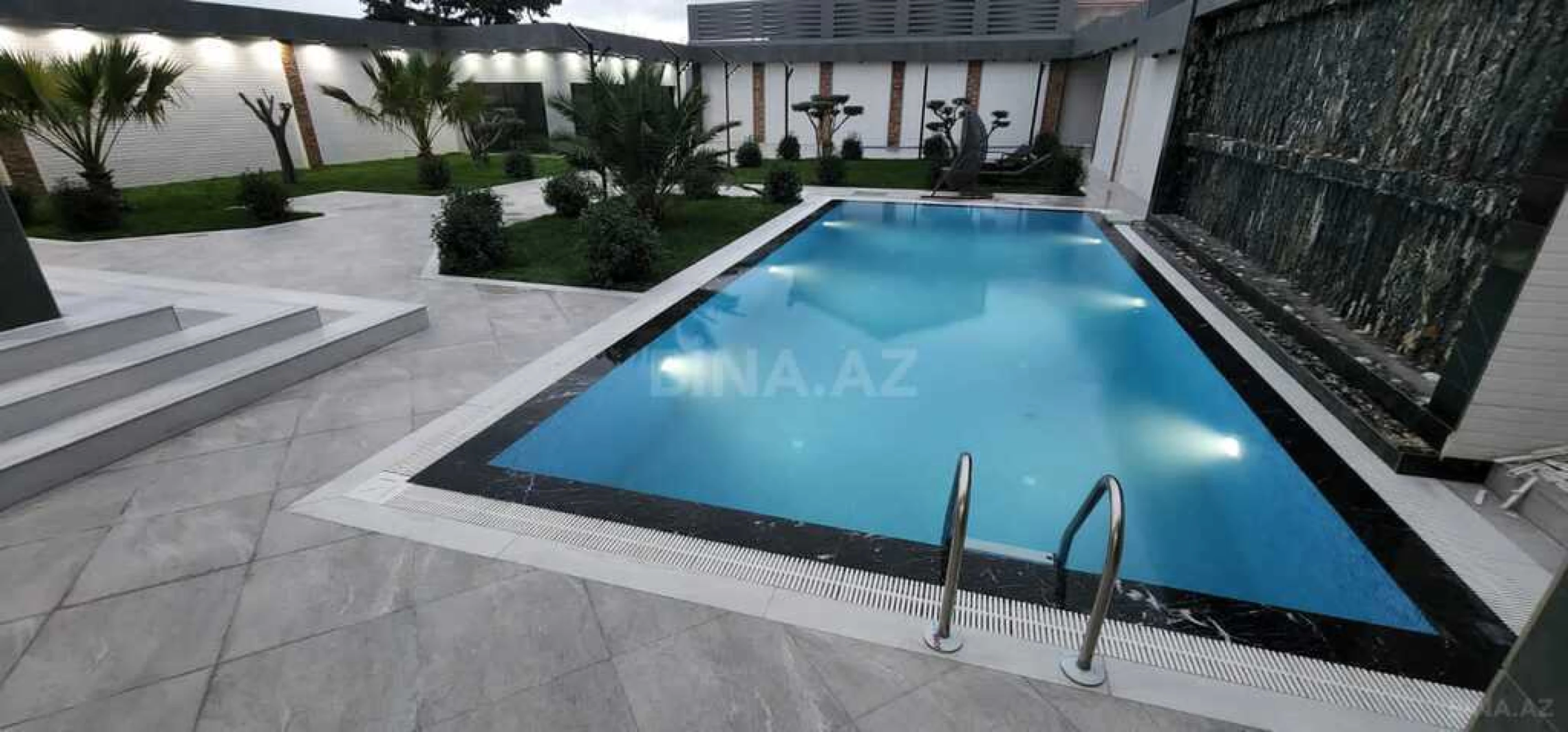 Satılır həyət evi 500 m²