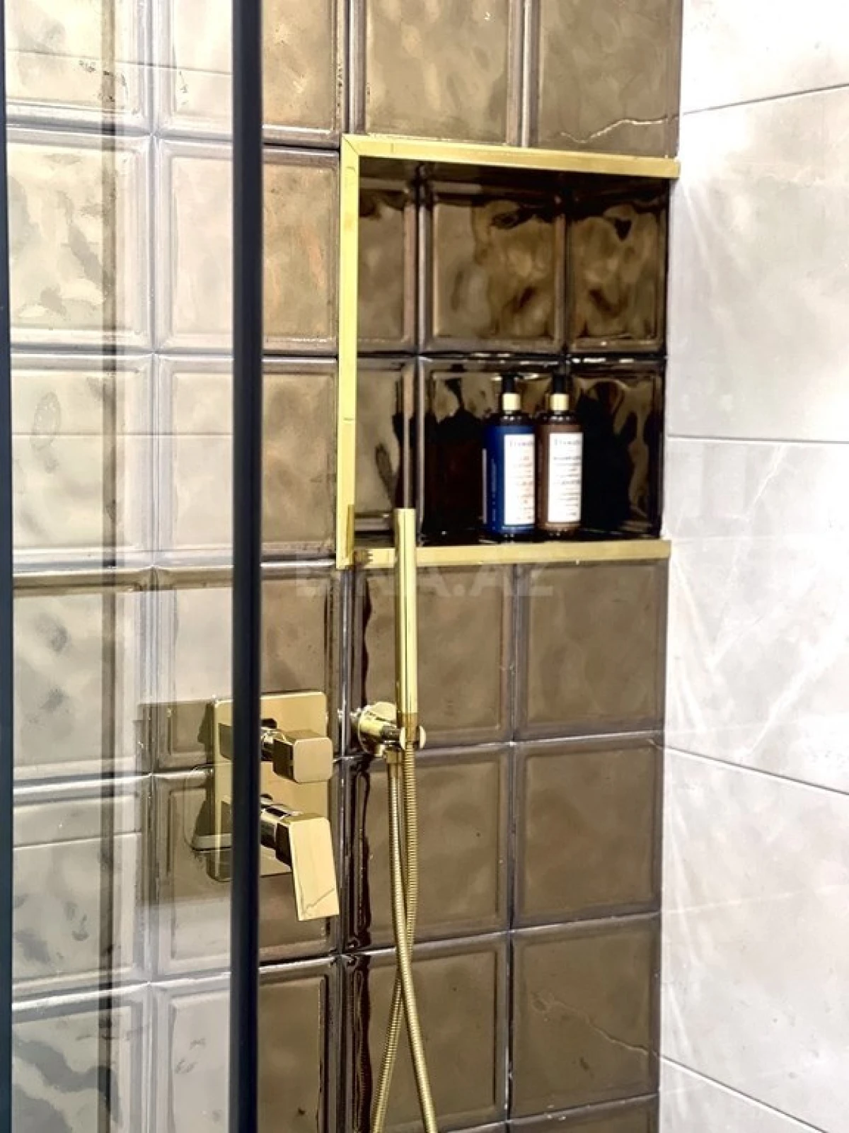 Kirayə verilir 2 otaqlı mənzil 85 m²