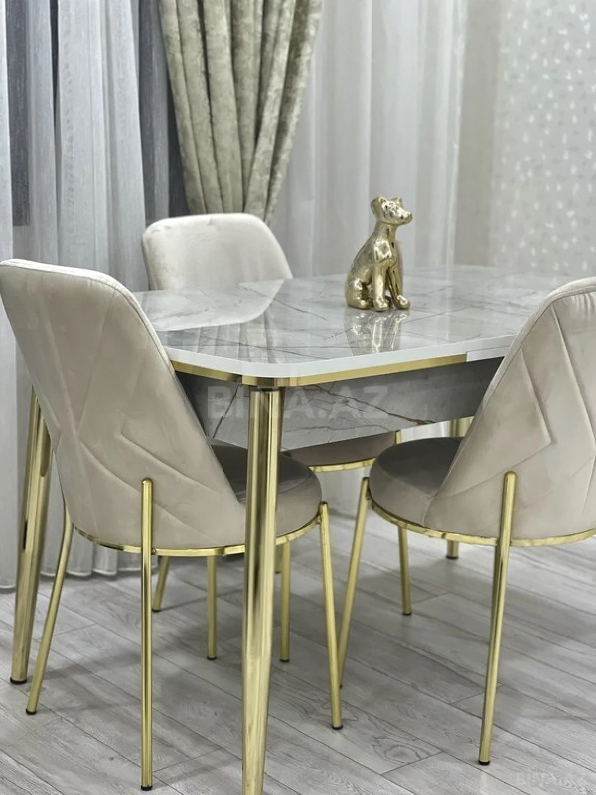Kirayə verilir 2 otaqlı mənzil 85 m²