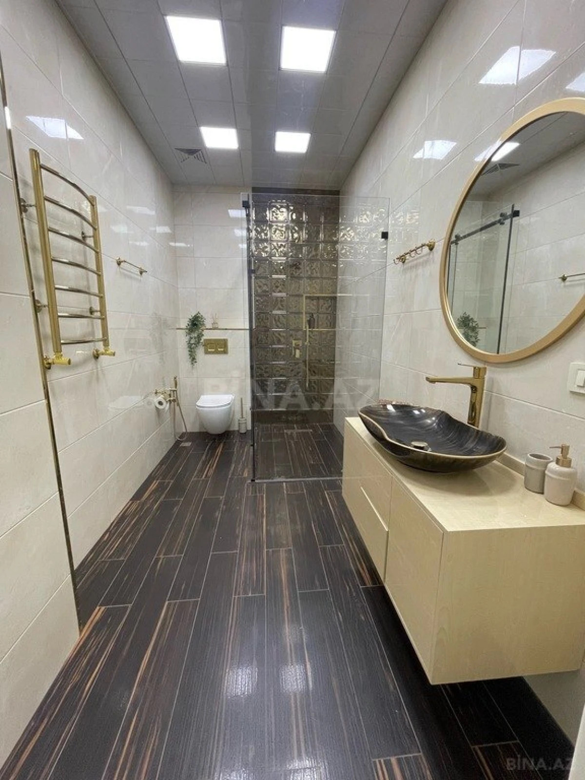 Kirayə verilir 2 otaqlı mənzil 85 m²