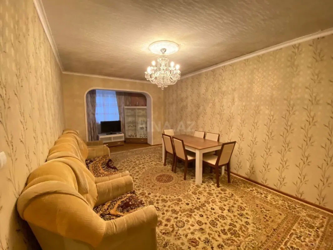 Satılır 3 otaqlı mənzil 105 m²