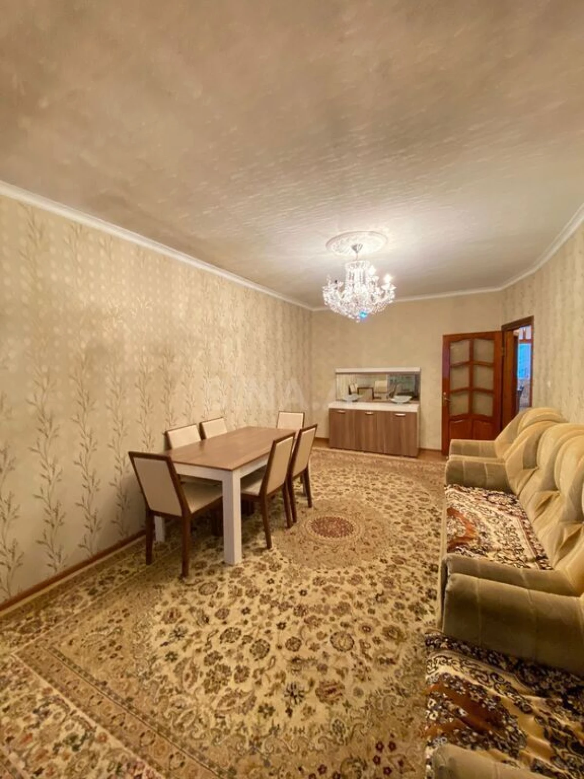 Satılır 3 otaqlı mənzil 105 m²