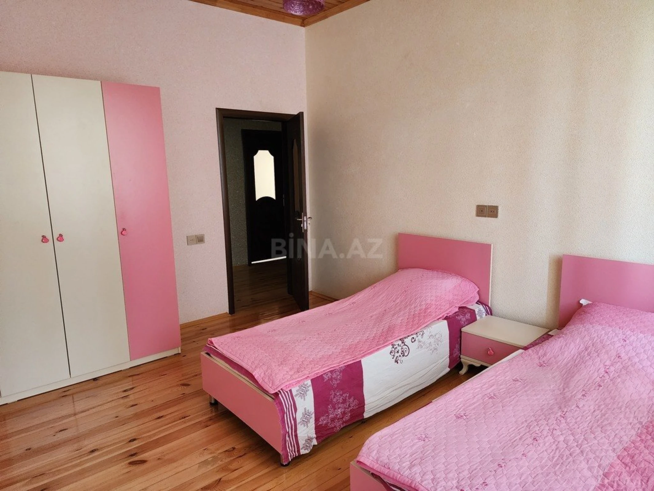 Kirayə verilir 4 otaqlı həyət evi 320 m²