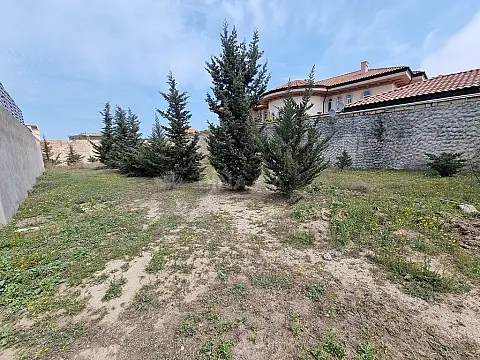 Satılır həyət evi 450 m²