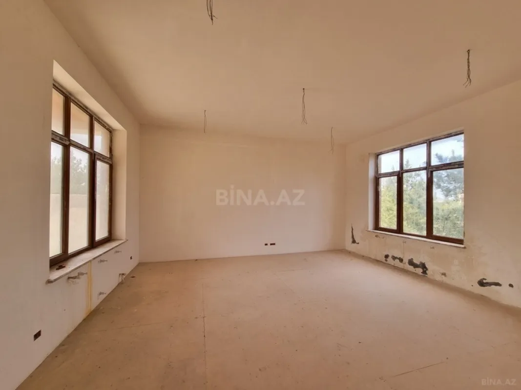 Satılır həyət evi 450 m²