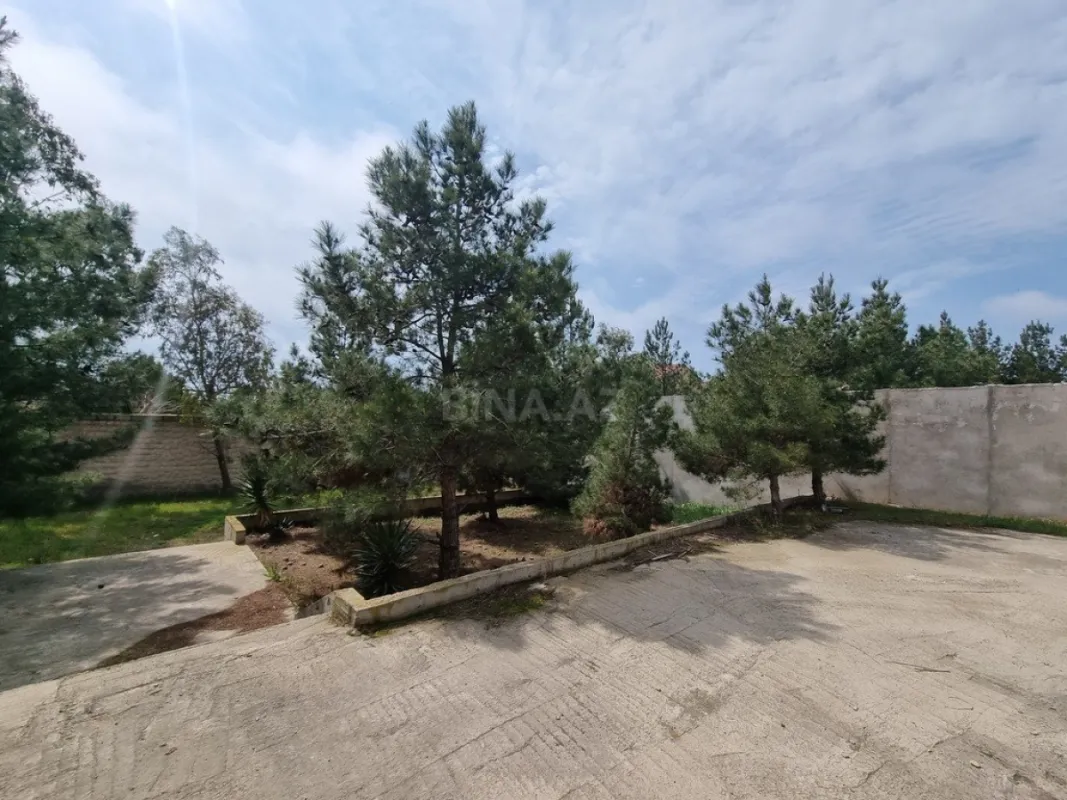 Satılır həyət evi 450 m²