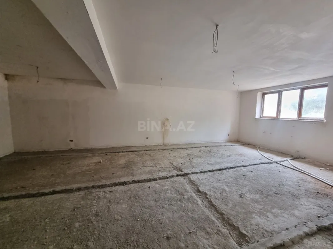 Satılır həyət evi 450 m²