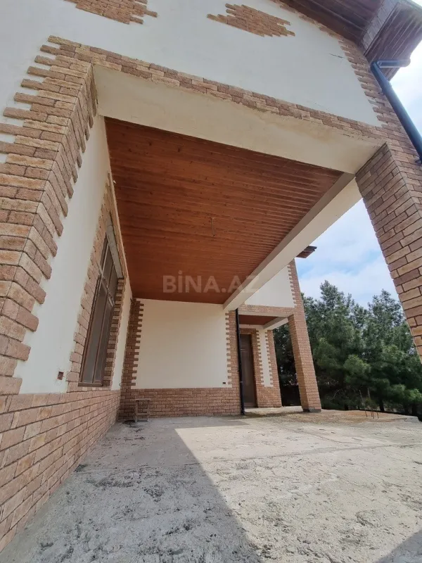 Satılır həyət evi 450 m²