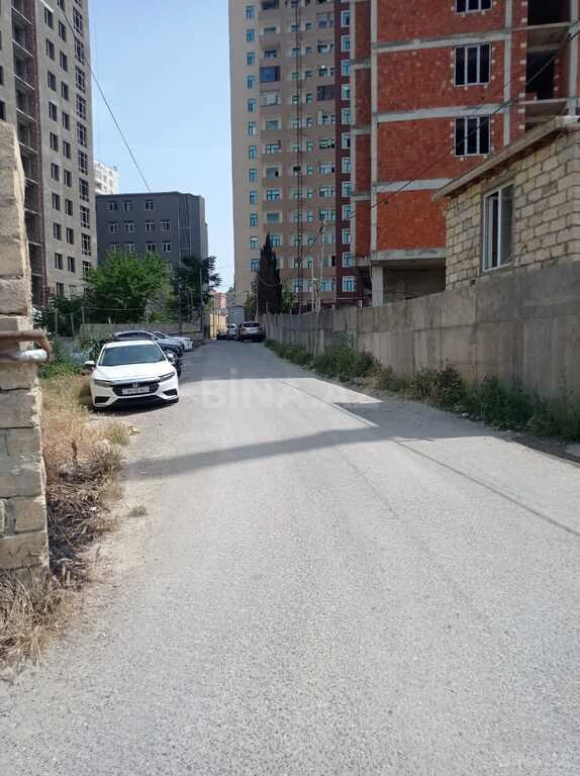 Satılır 3 otaqlı mənzil 135 m²