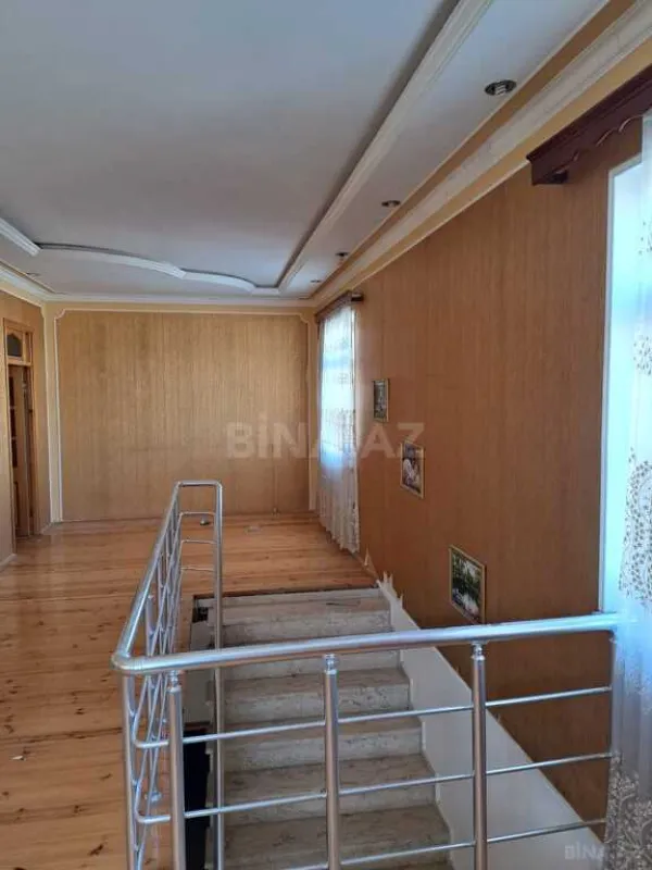 Satılır 6 otaqlı həyət evi 130 m²