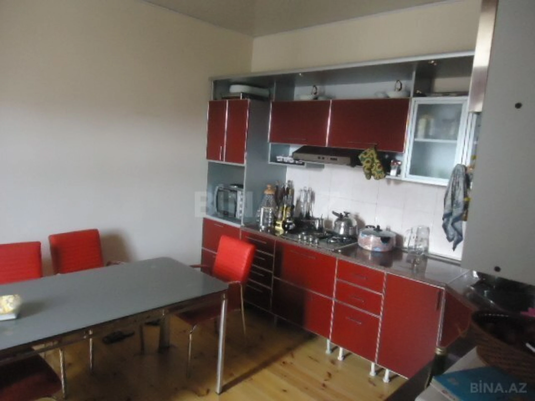 Satılır 6 otaqlı həyət evi 130 m²