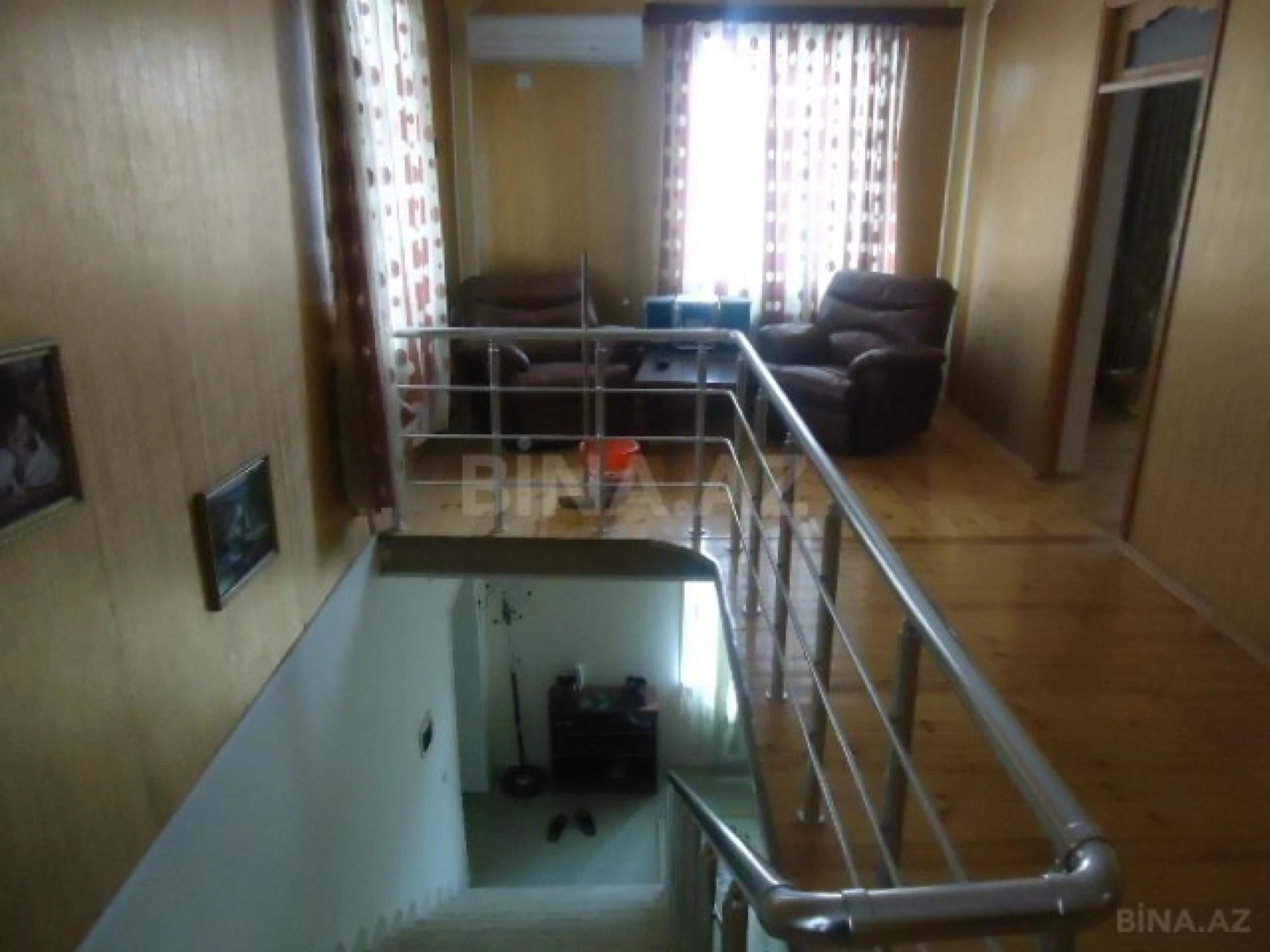 Satılır 6 otaqlı həyət evi 130 m²