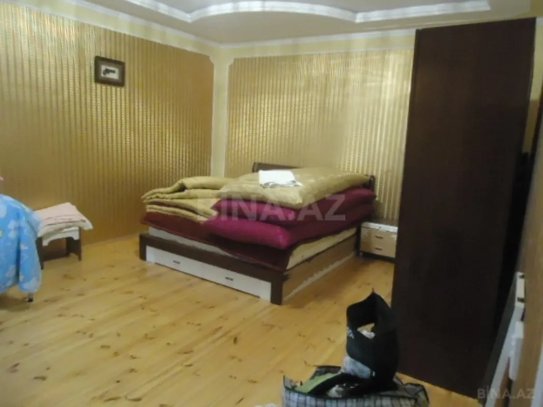 Satılır 6 otaqlı həyət evi 130 m²