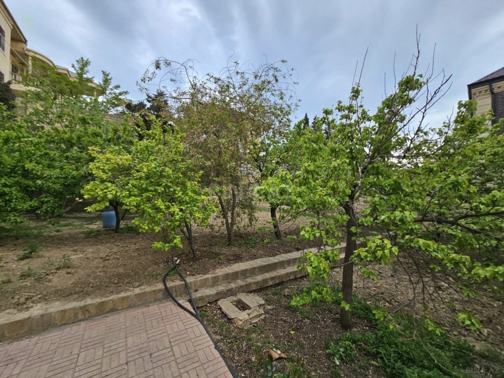 Satılır torpaq sahəsi 30 m²