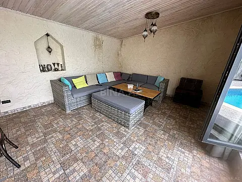 Kirayə verilir 5 otaqlı həyət evi 500 m²