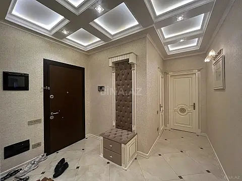 Satılır 3 otaqlı mənzil 100 m²