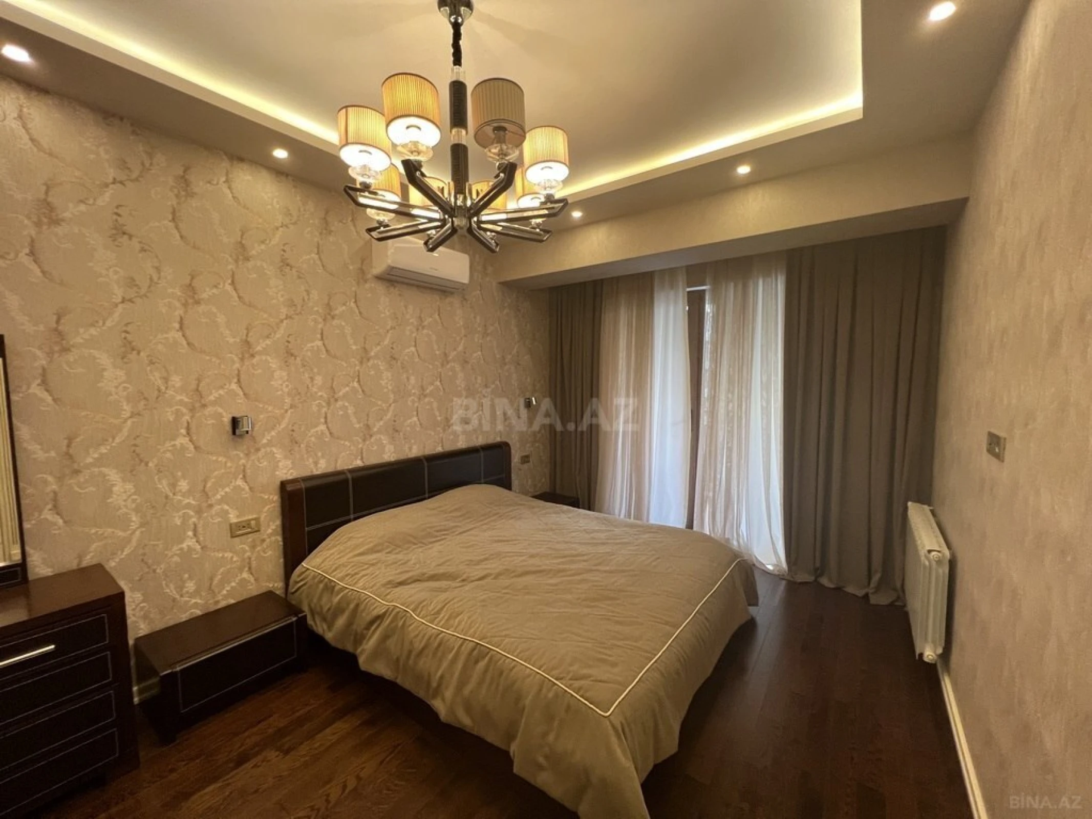 Satılır 3 otaqlı mənzil 100 m²