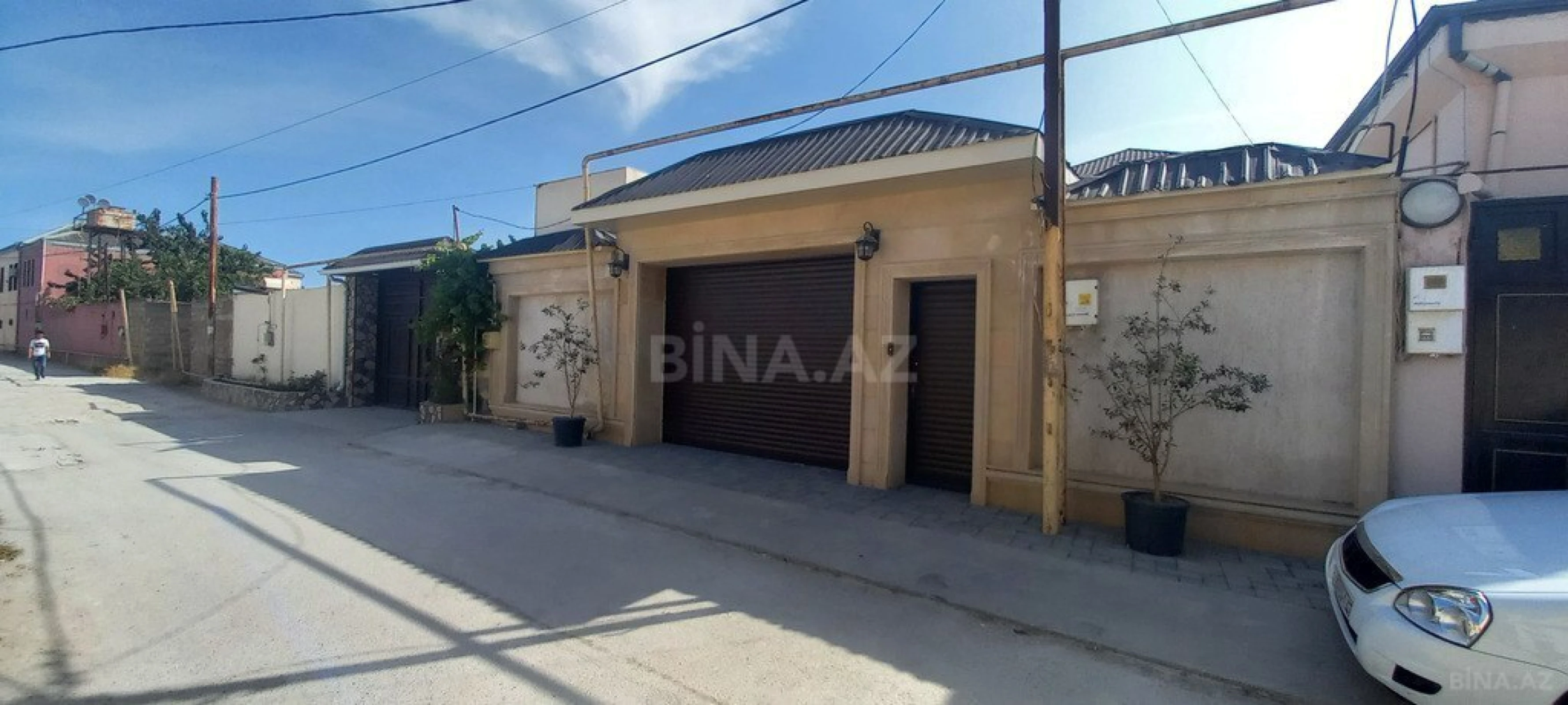 Satılır 5 otaqlı həyət evi 230 m²