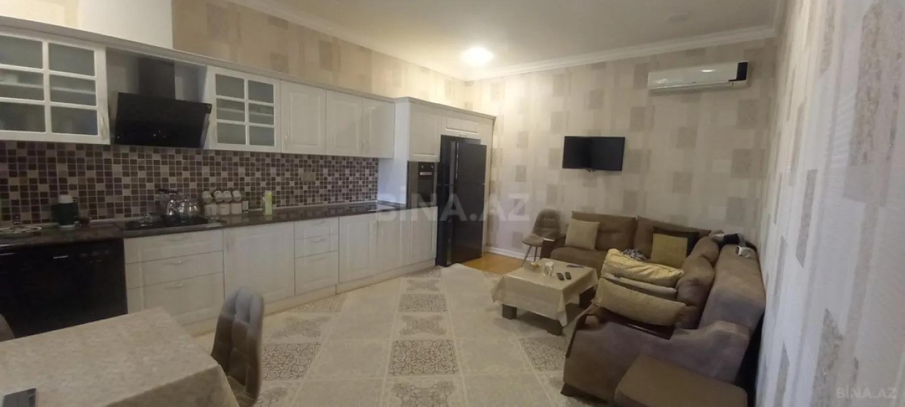 Satılır 5 otaqlı həyət evi 230 m²