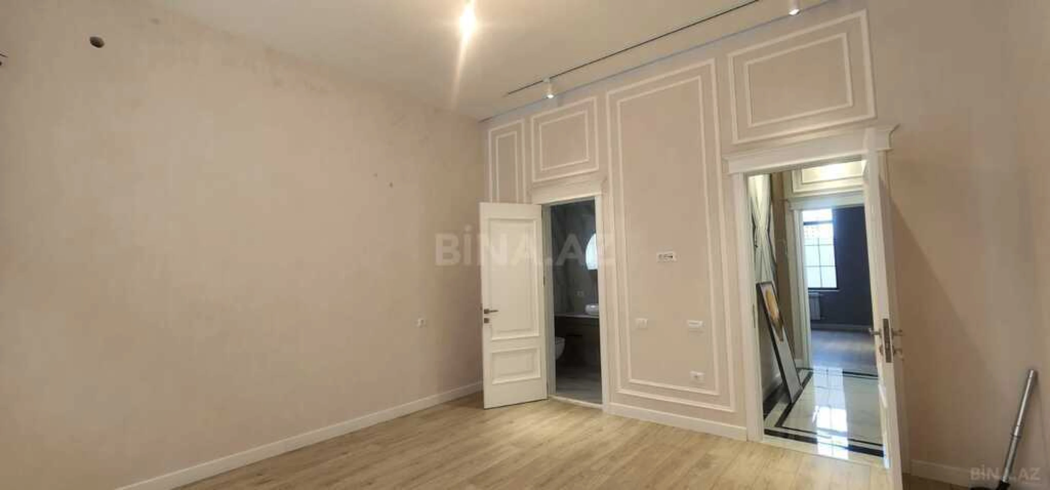 Satılır həyət evi 250 m²