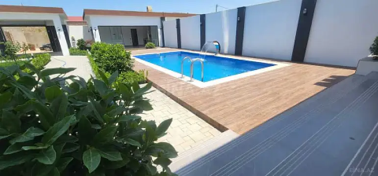 Satılır həyət evi 250 m²