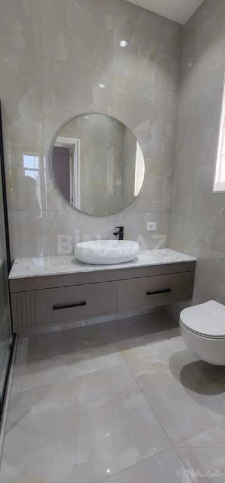 Satılır həyət evi 250 m²